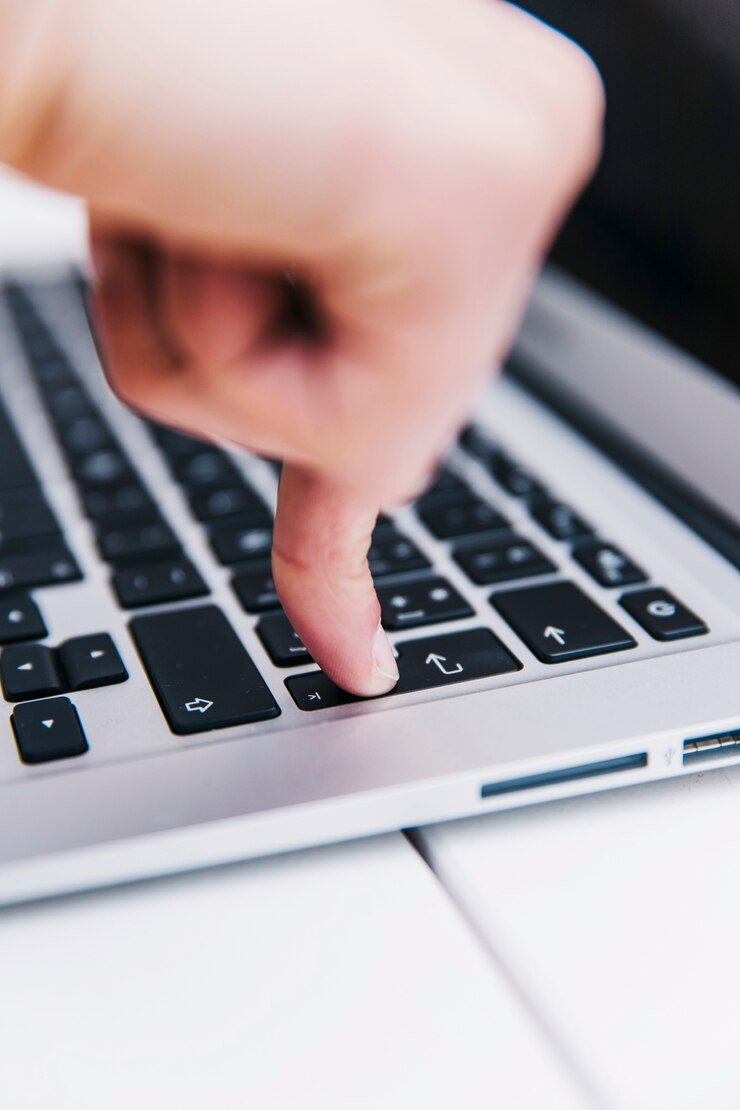 Social Media Services